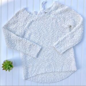 •Almost Famous• boucle knit sweater